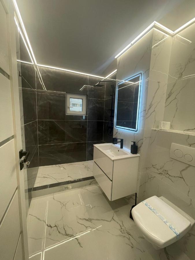 Karlsburg Suite Alba Iulia Bagian luar foto